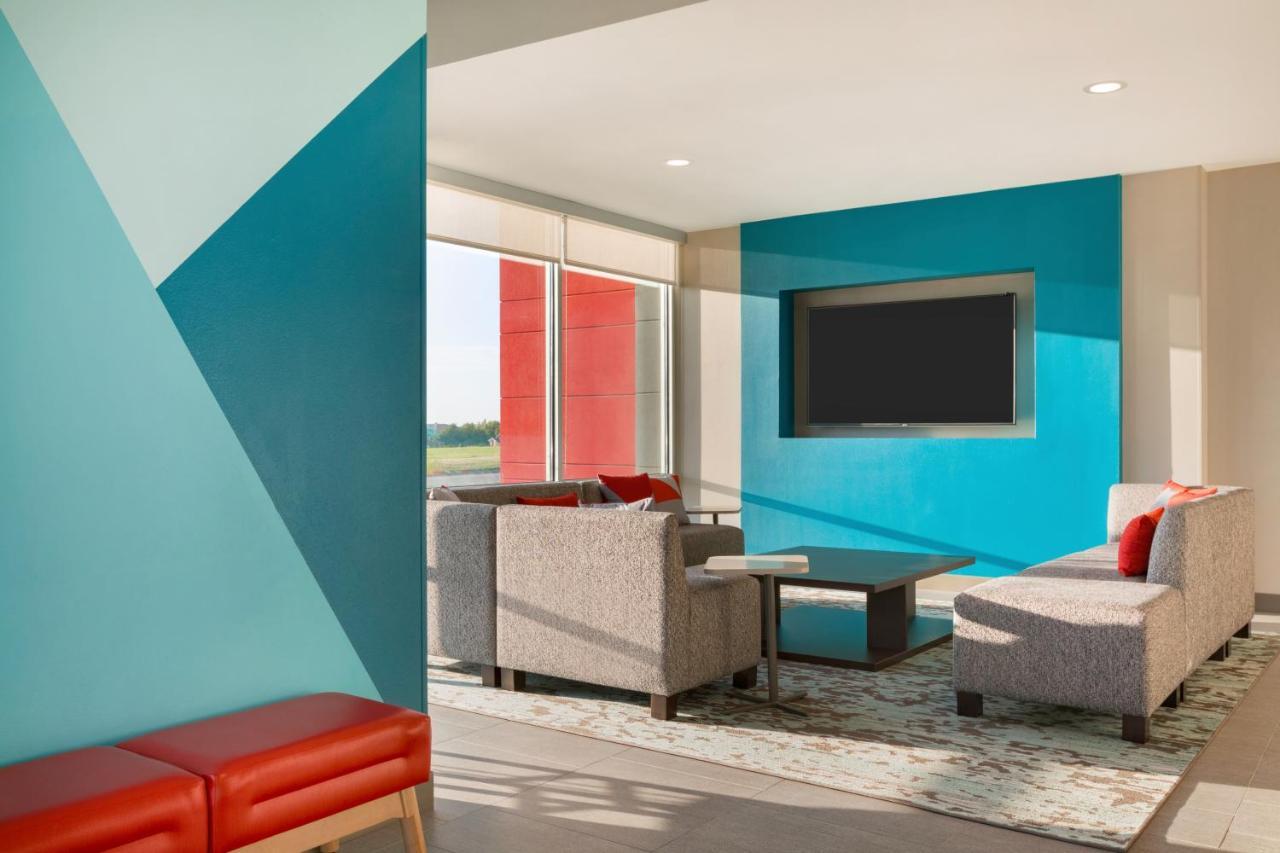 Avid Hotel - Toronto - Vaughan Southwest By Ihg Bagian luar foto