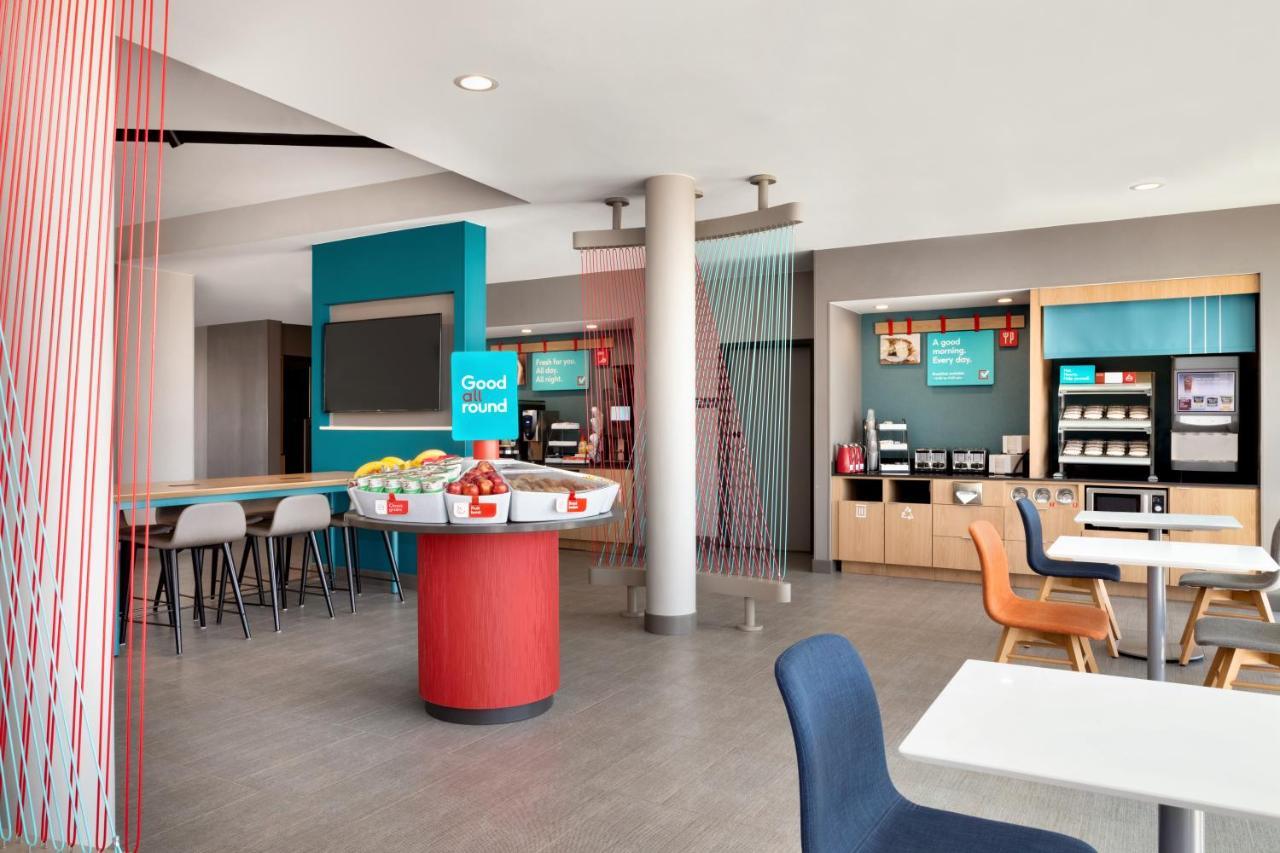 Avid Hotel - Toronto - Vaughan Southwest By Ihg Bagian luar foto